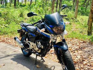 bajaj-pulsar-180-2012